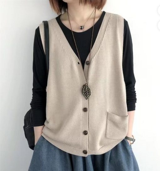 SAHINER 봄가을 여성 루즈핏 브이넥 버튼 니트 베스트
